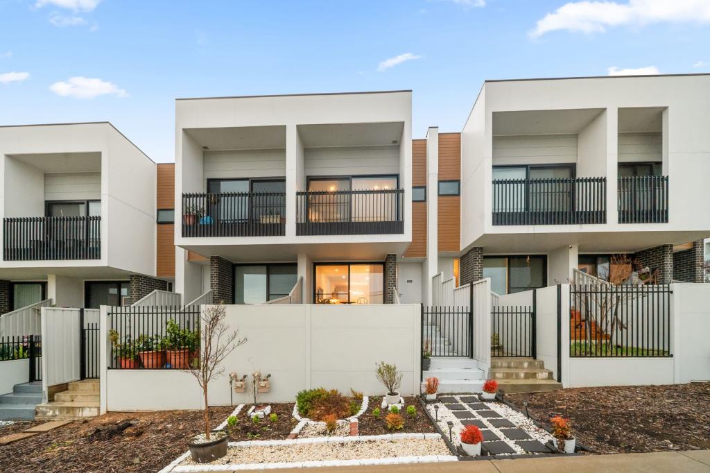 16/221 John Gorton Dr, Wright, ACT 2611