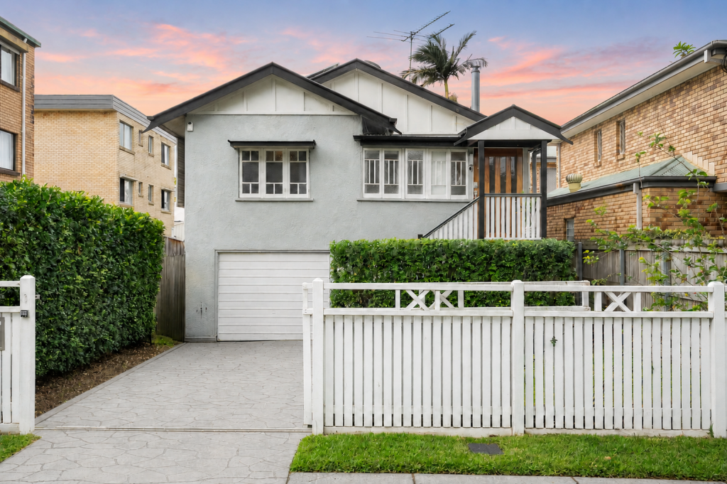 8 Norman St, Ascot, QLD 4007