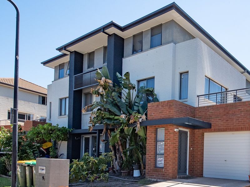 2/9 Wenton Rd, Holsworthy, NSW 2173