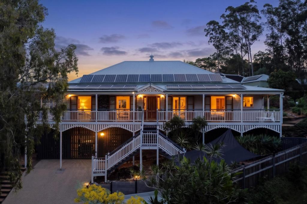 9 Silverwood Ct, Ferny Hills, QLD 4055