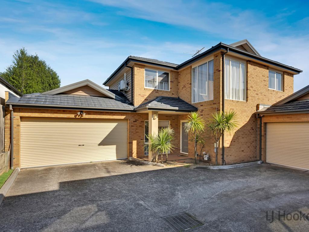 2/55 Sunningdale Cres, Cranbourne, VIC 3977