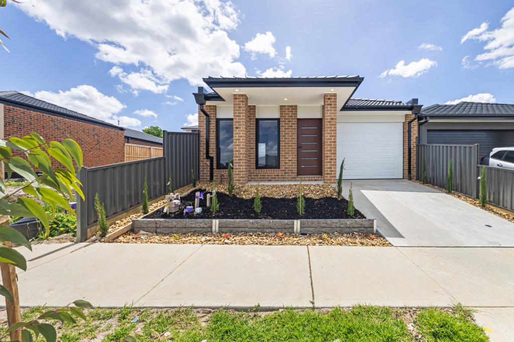 30 CRAFT ST, OFFICER, VIC 3809