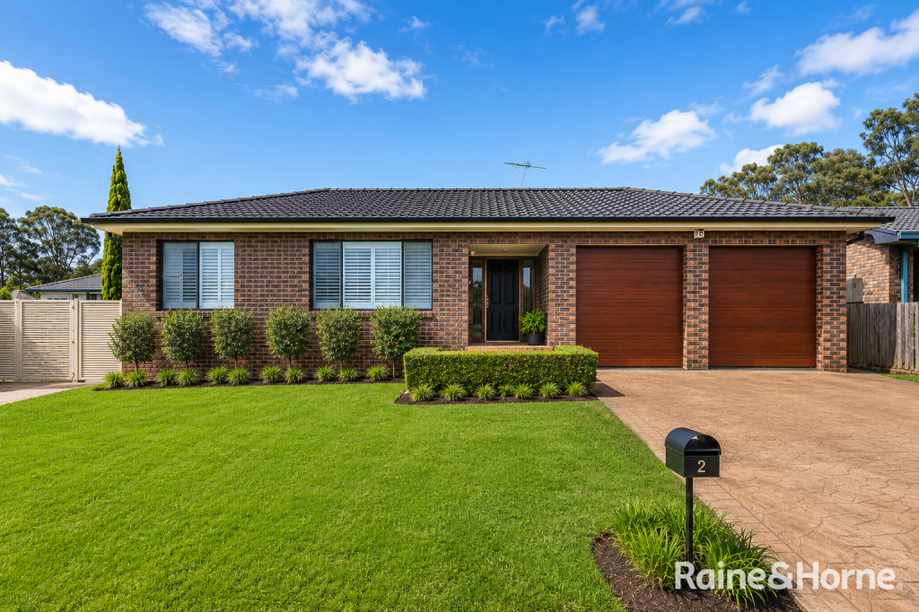 2 Hakea Ct, St Clair, NSW 2759