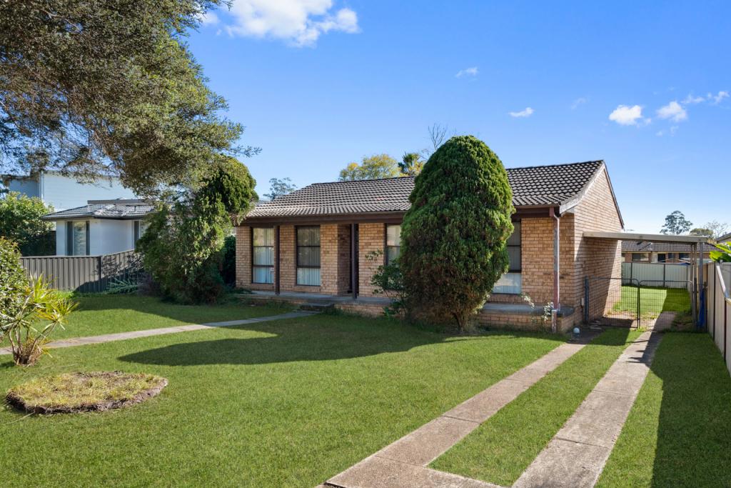 66 Evelyn St, Macquarie Fields, NSW 2564