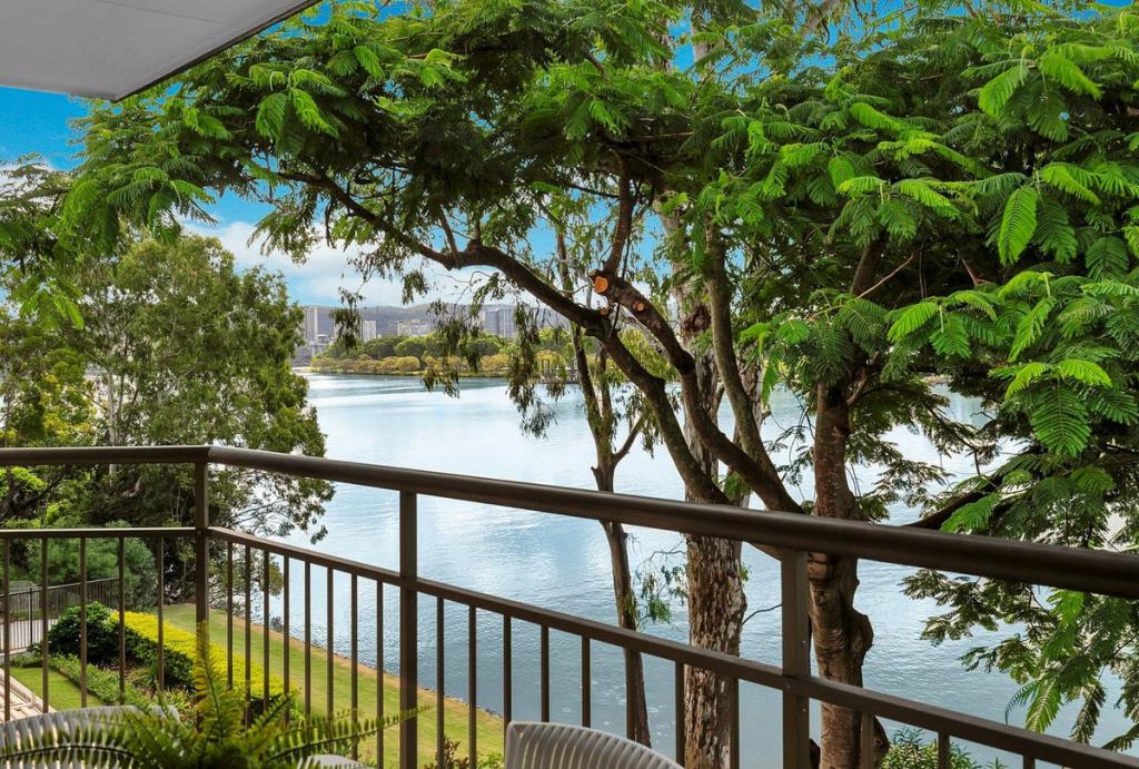 10/134 Macquarie St, St Lucia, QLD 4067