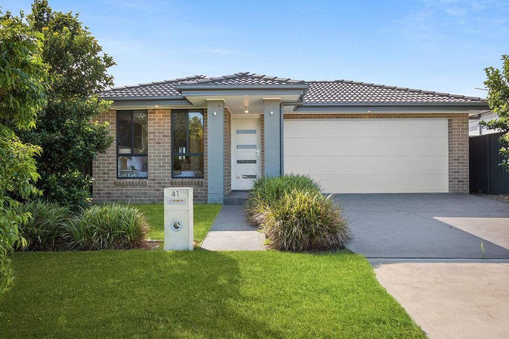 41 Farmgate Cres, Calderwood, NSW 2527