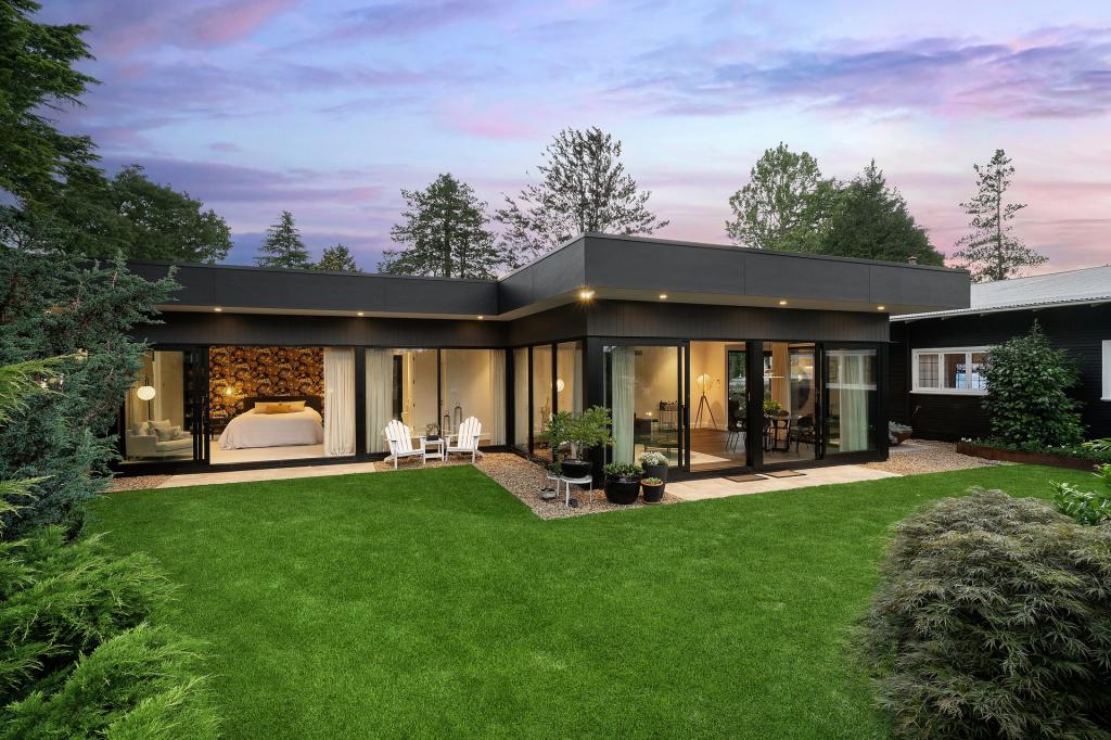 10 Blackheath St, Leura, NSW 2780