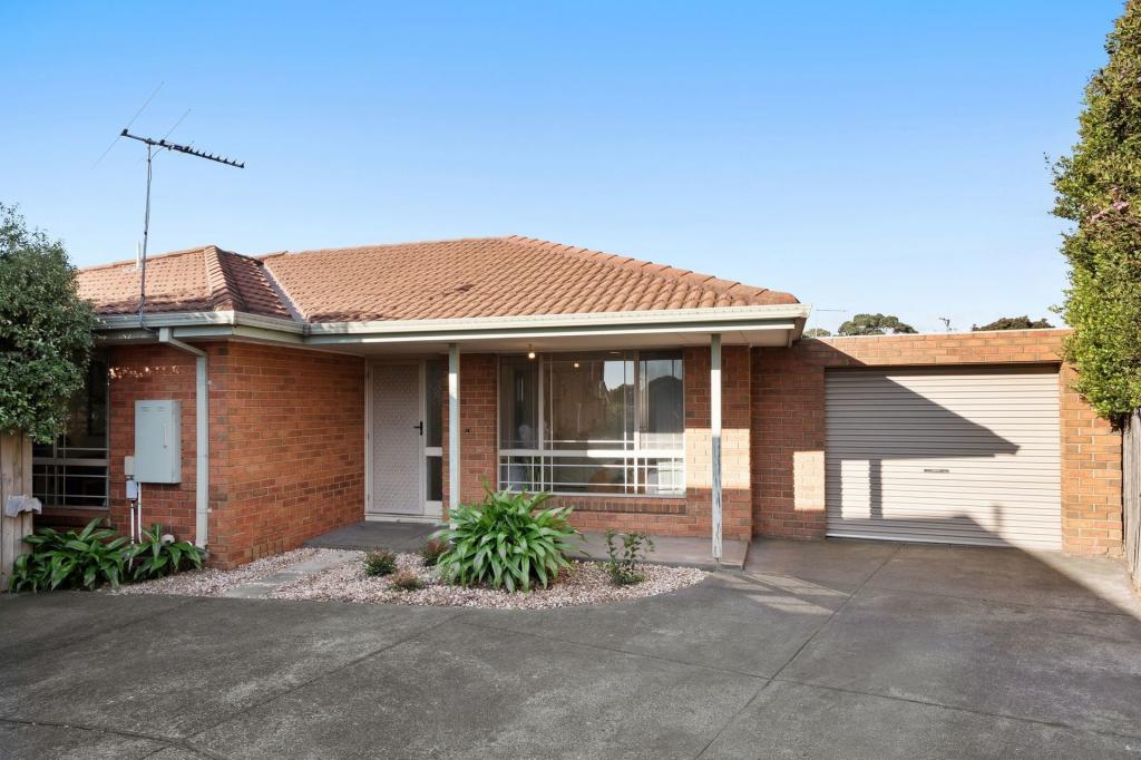 2/35 ALLWYN CRES, MILL PARK, VIC 3082
