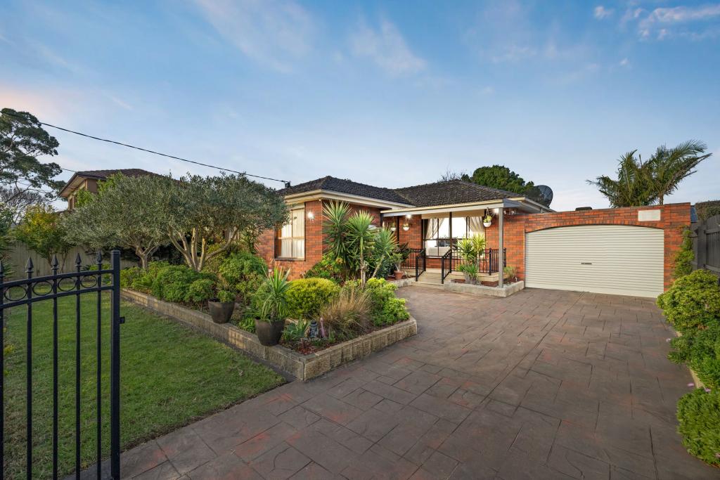 18 Harkaway Dr, Cheltenham, VIC 3192