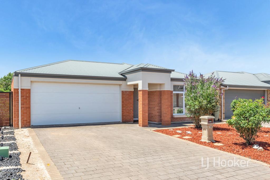 18 Crown Ct, Munno Para West, SA 5115