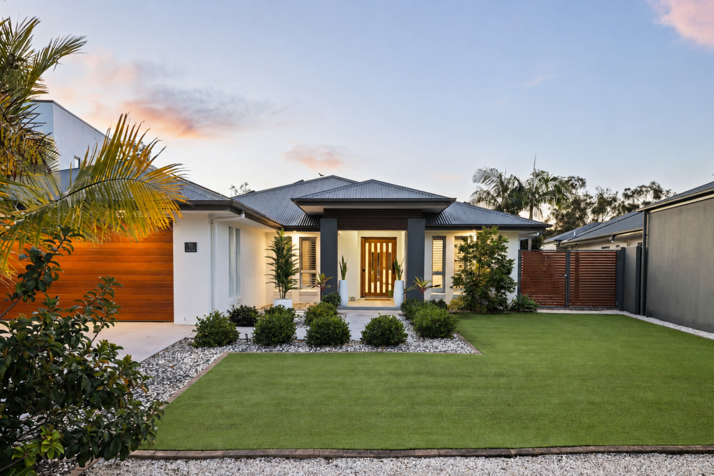 69 The Peninsula, Helensvale, QLD 4212