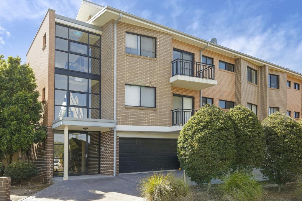 1/2 Francis St, Corrimal, NSW 2518
