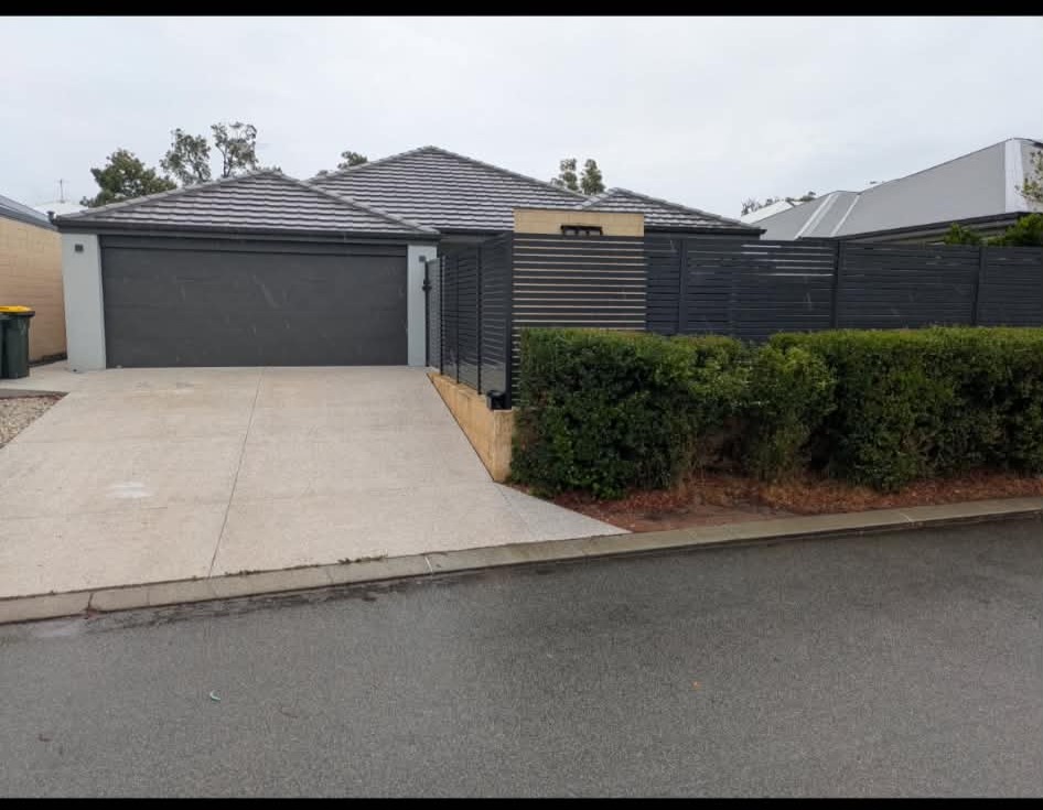 4 Fairmile St, Bushmead, WA 6055