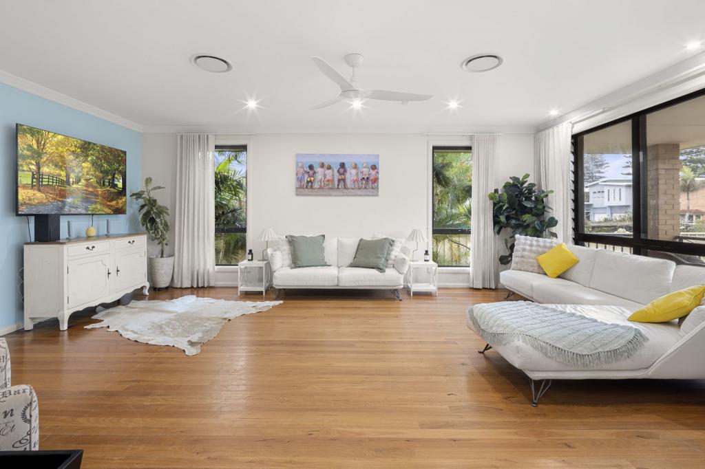 25 Chepana St, Lake Cathie, NSW 2445