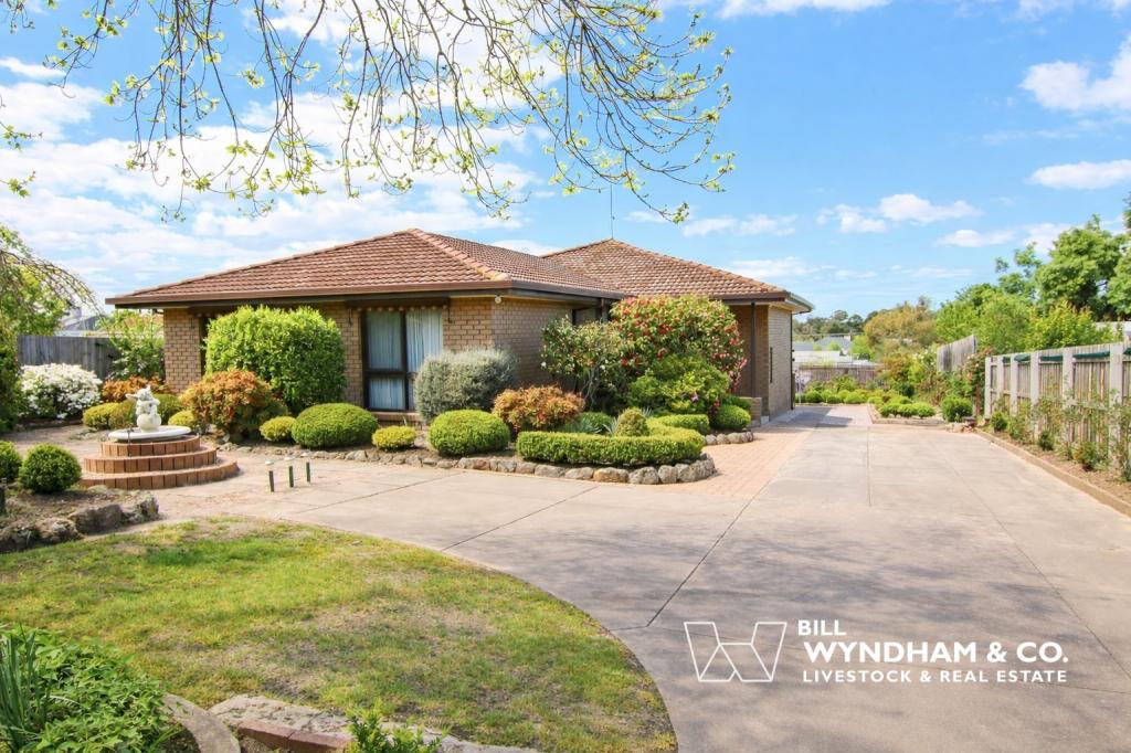 81 Day St, Bairnsdale, VIC 3875