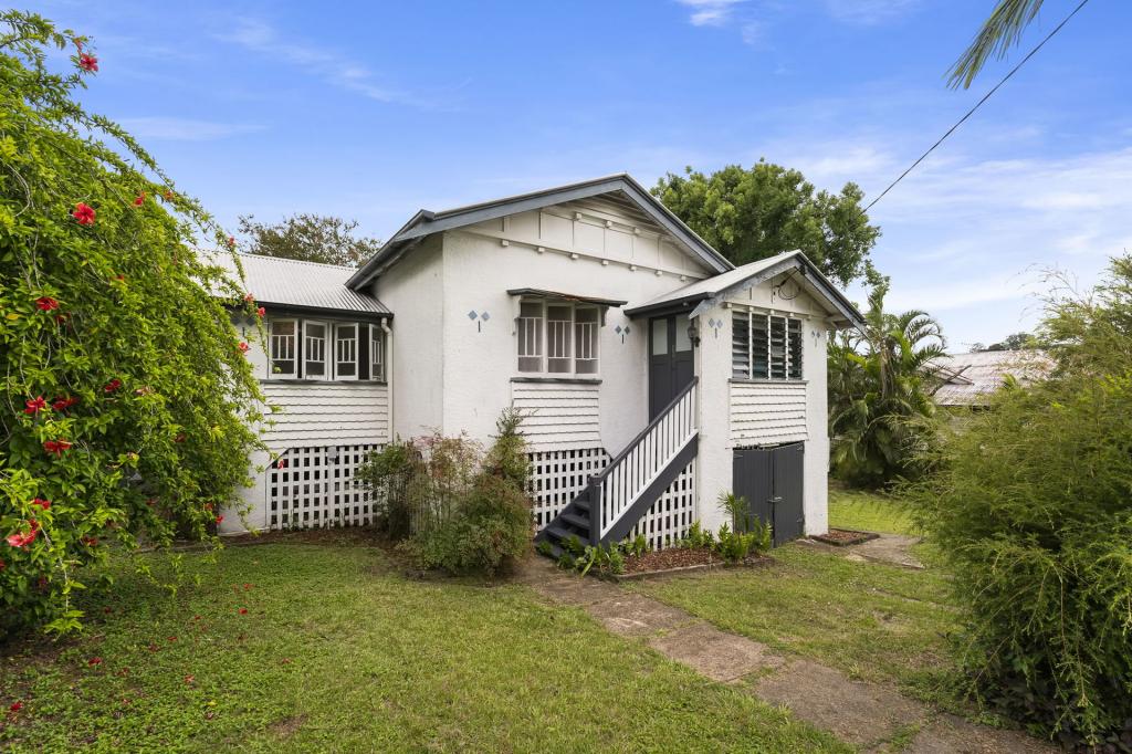 24 Contay St, Holland Park, QLD 4121