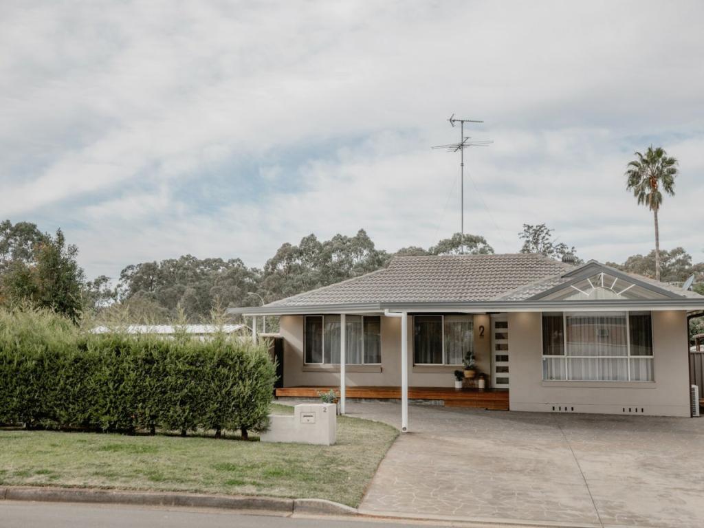 2 Priory Pde, Cambridge Gardens, NSW 2747