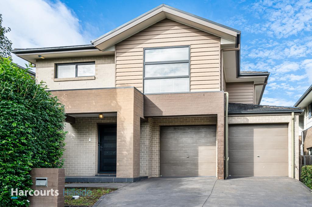 8 MONET PL, THE PONDS, NSW 2769