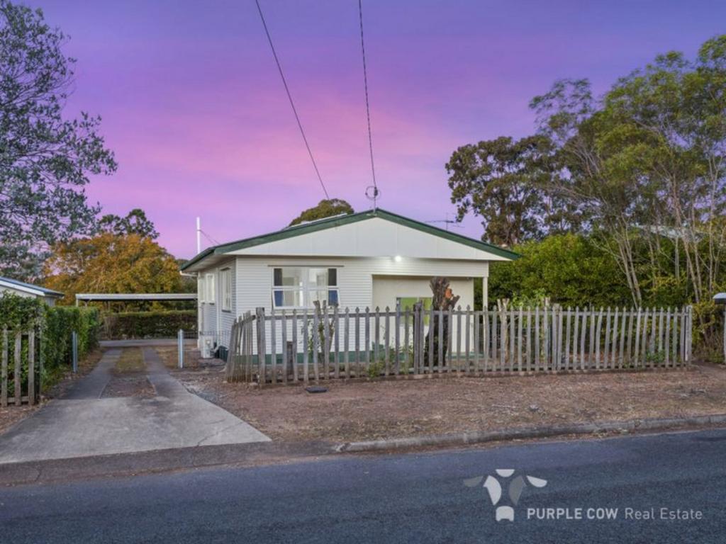 6 Grenadier Cir, Ebbw Vale, QLD 4304