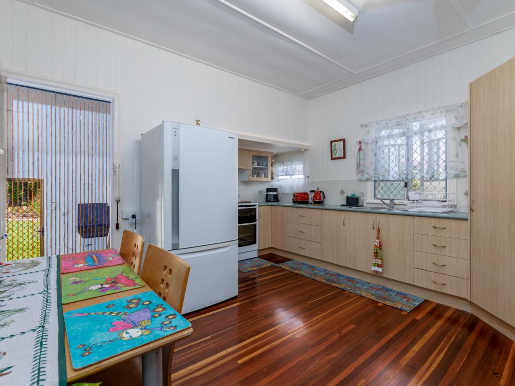 3 Luther St, Svensson Heights, QLD 4670