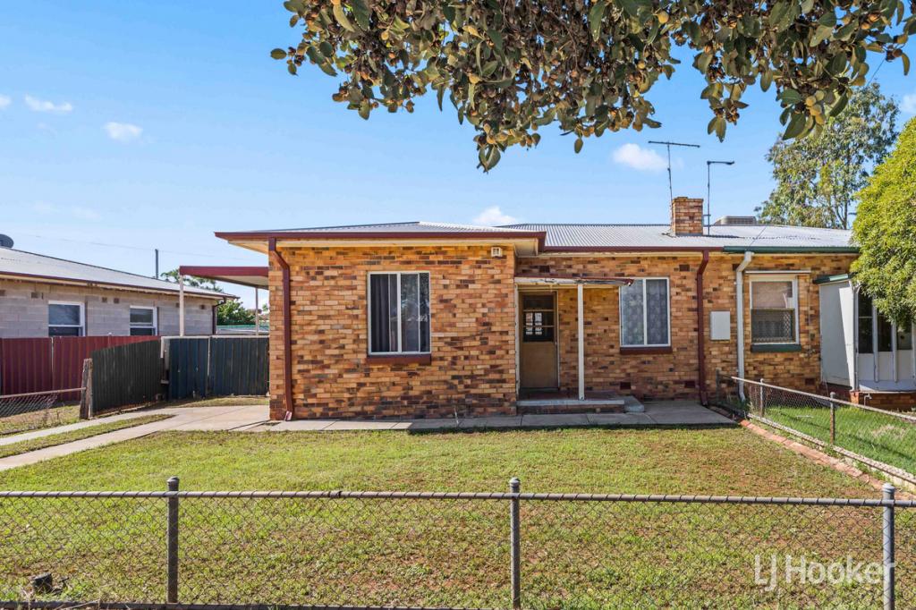 4 Hocking St, Elizabeth Downs, SA 5113