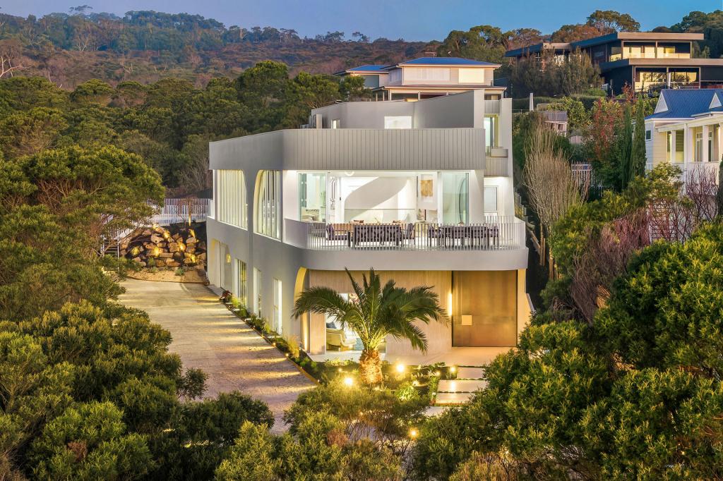 17 The Point, Mount Martha, VIC 3934