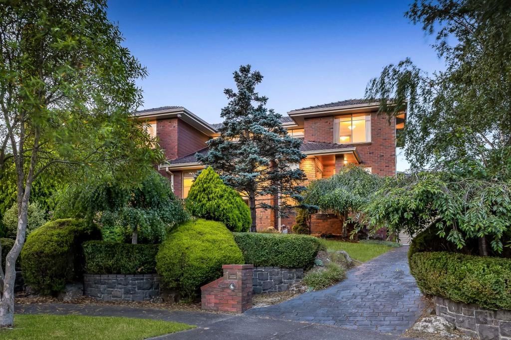 4 Ruby Pl, Berwick, VIC 3806