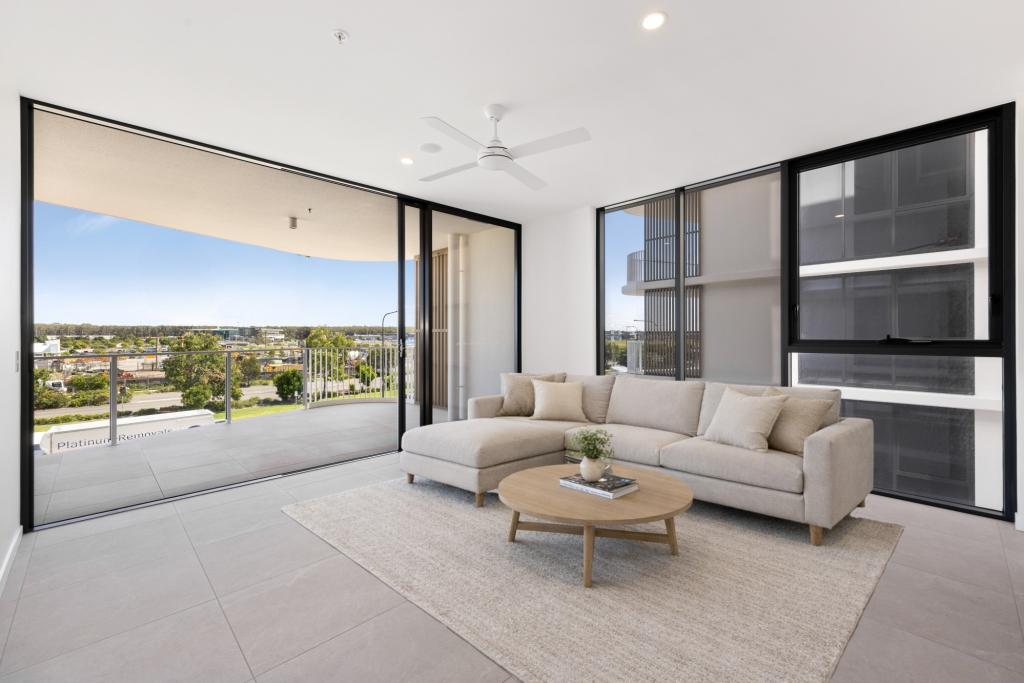 302/11 Waterside Rtt, Birtinya, QLD 4575