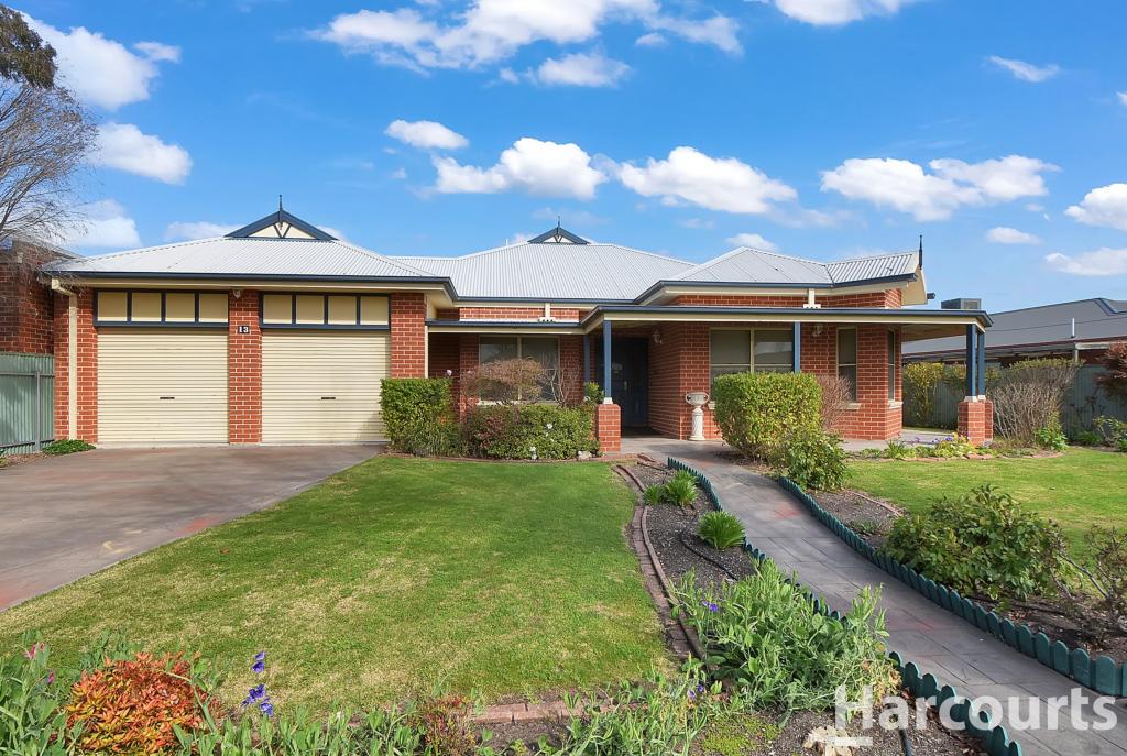 13 Karingal Cres, Horsham, VIC 3400