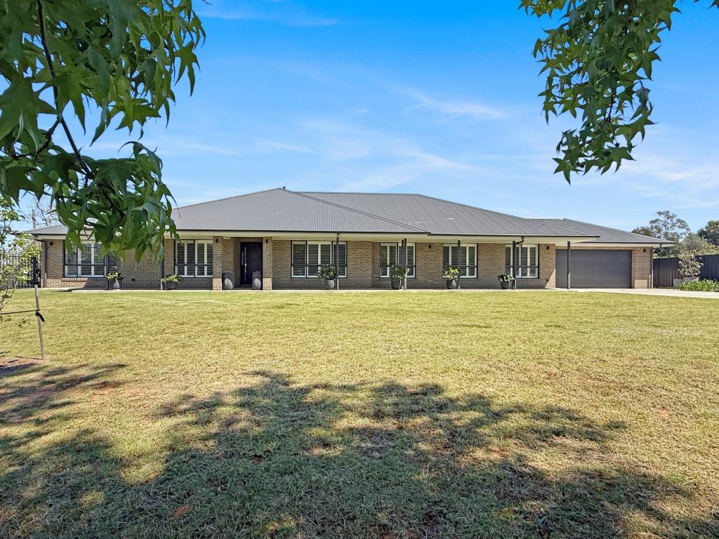 89-91 Douglas St, Narrandera, NSW 2700