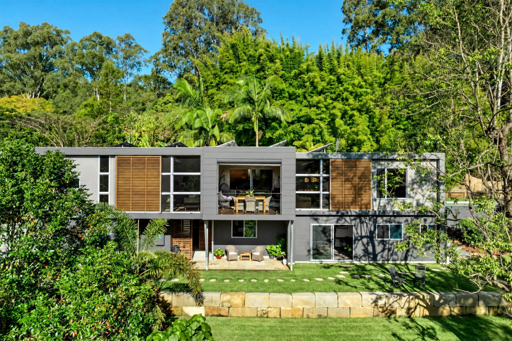 42 Whispering Gum Ave, Eumundi, QLD 4562