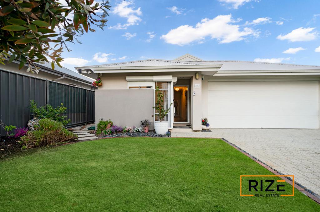 16 Ausfeld St, Banksia Grove, WA 6031