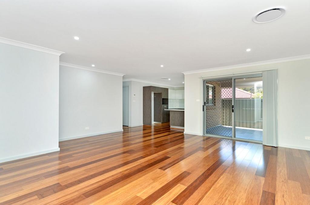 2/15 Warrigal St, Blackwall, NSW 2256