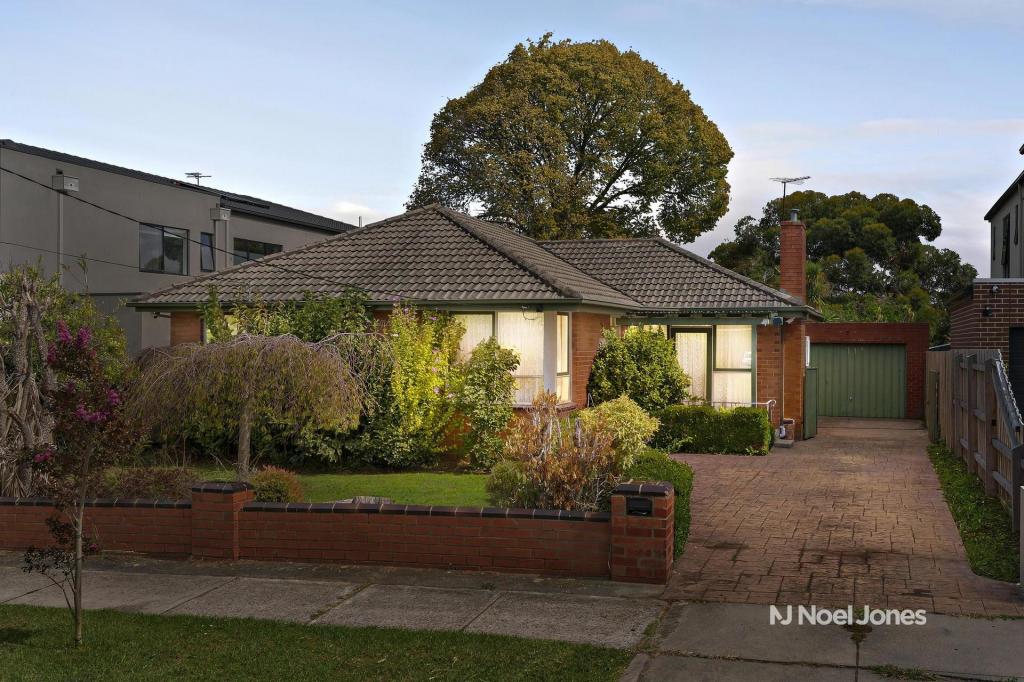 17 Joan Cres, Burwood East, VIC 3151