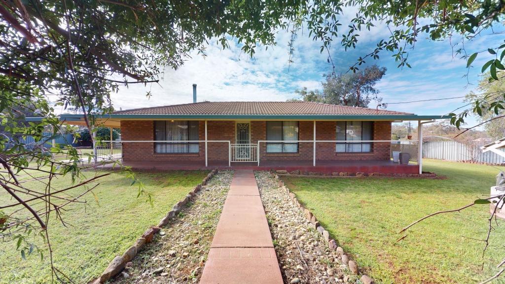 90-92 Jennings St, Geurie, NSW 2818