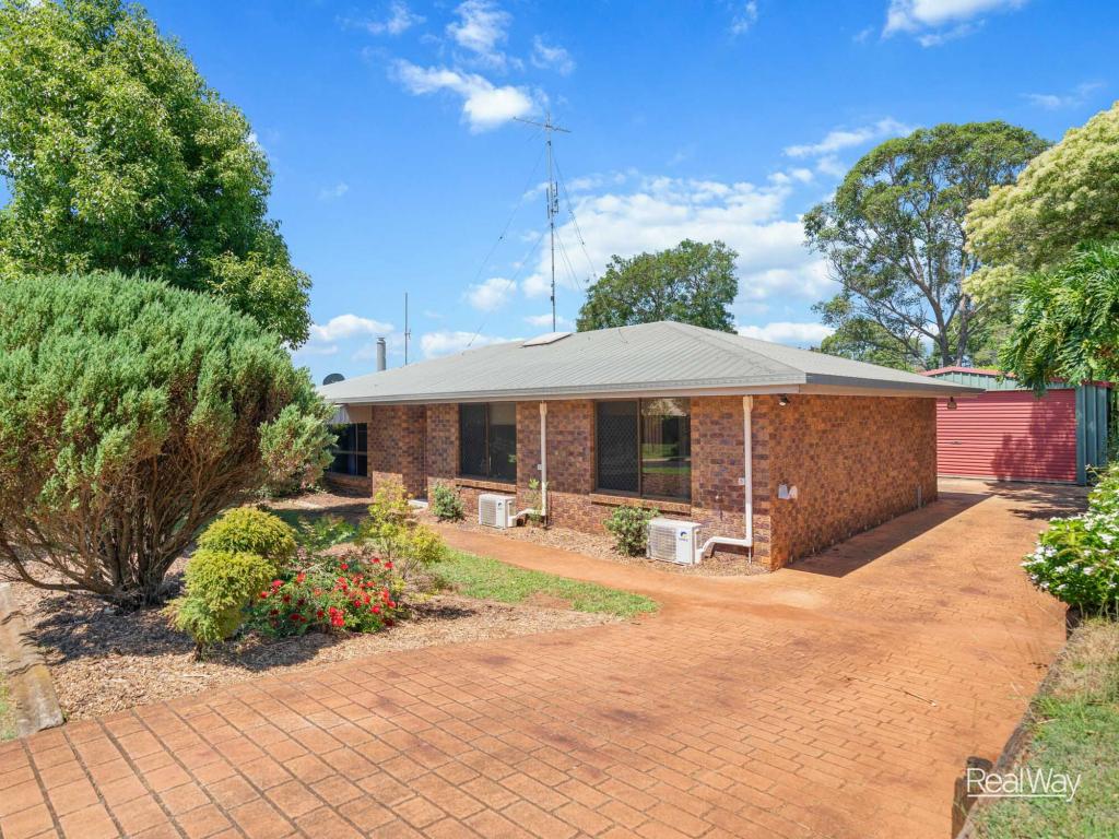 22 Burgundy St, Wilsonton Heights, QLD 4350