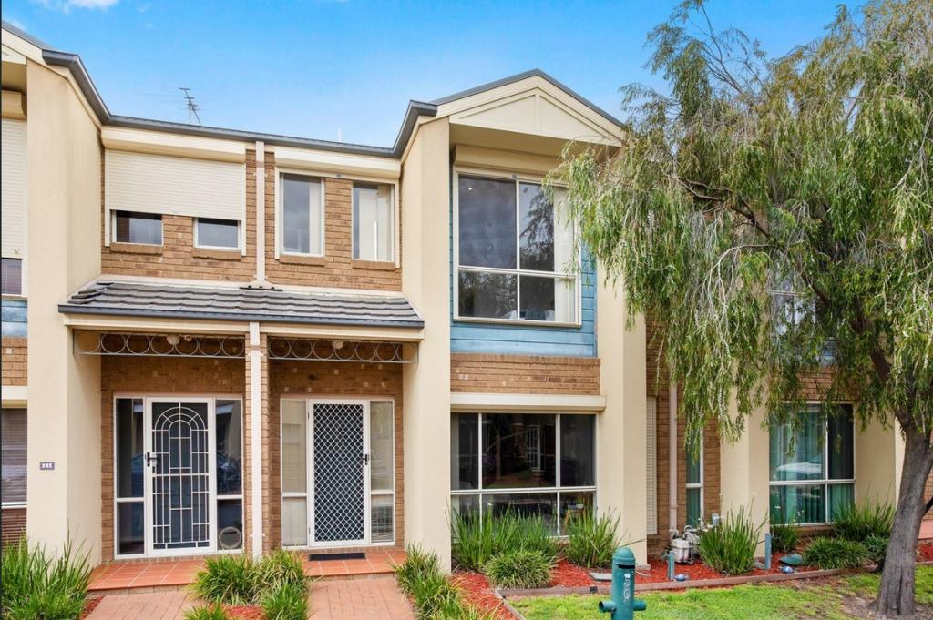 50 Amberlea Cct, Taylors Hill, VIC 3037