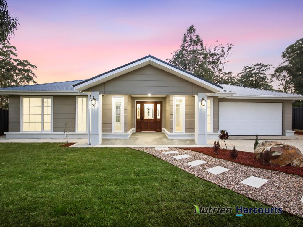 37 Whittlesea-Kinglake Rd, Kinglake, VIC 3763