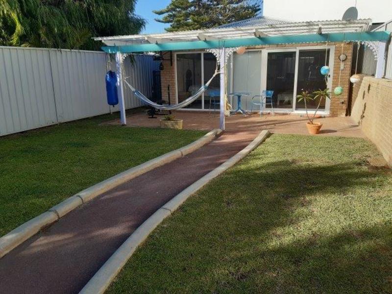 15 Merrifield Pl, Mullaloo, WA 6027