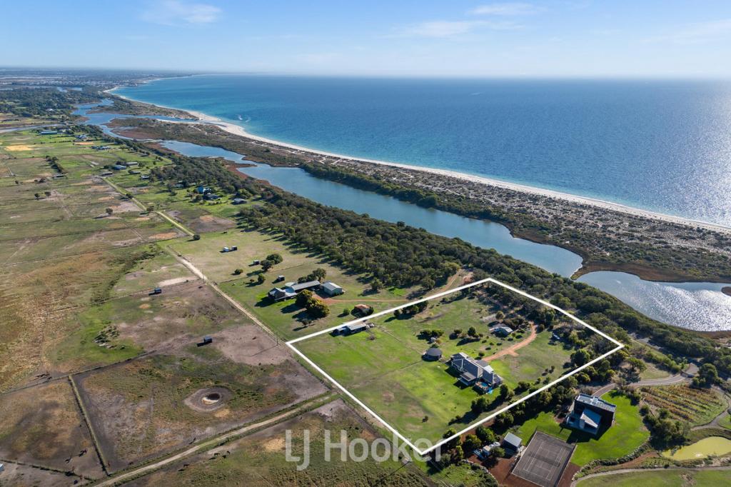 216 Forrest Beach Rd, Wonnerup, WA 6280