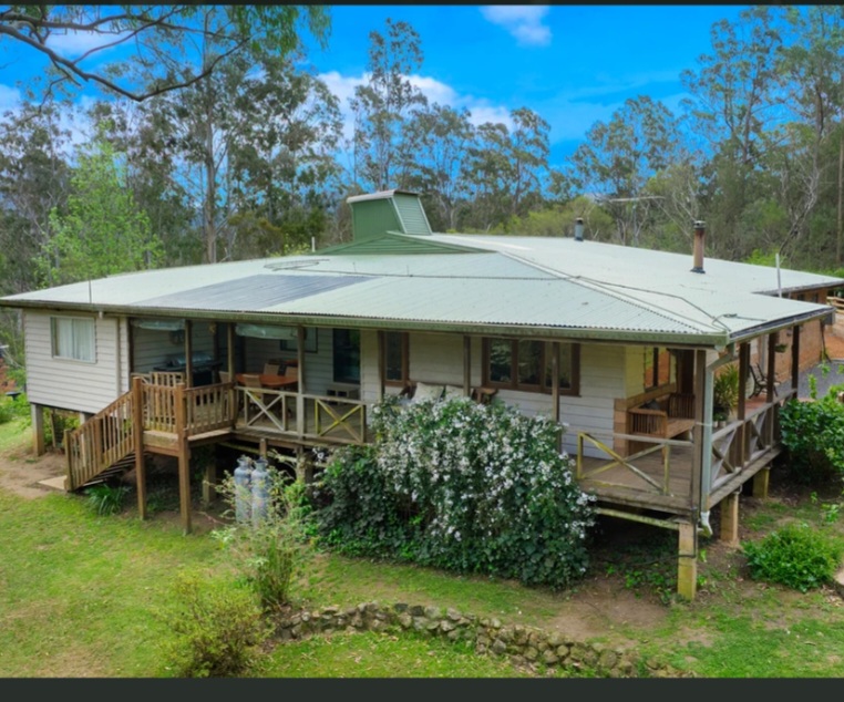 8284 Armidale Rd, Tyringham, NSW 2453