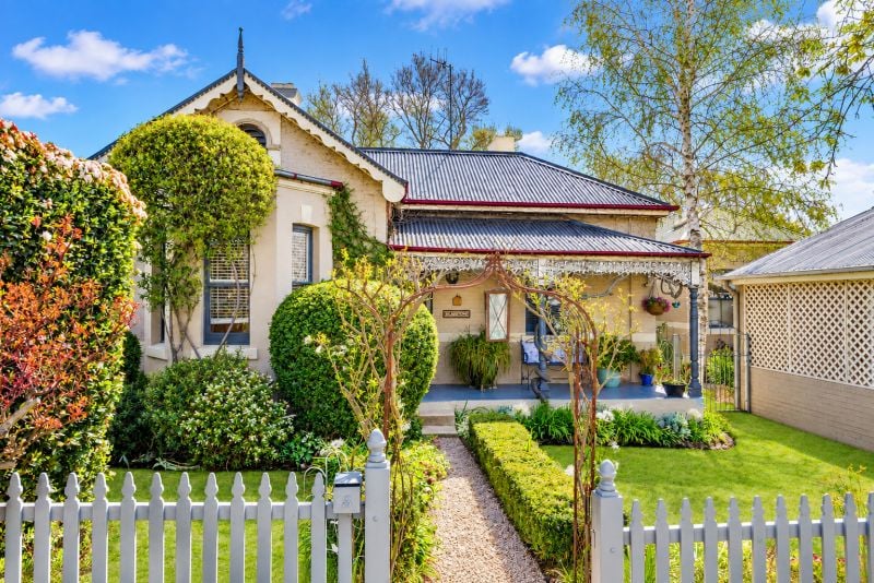 3 Gladstone St, Bathurst, NSW 2795