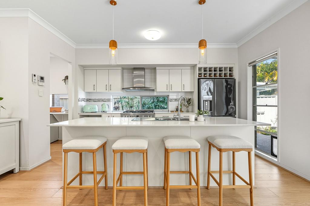 24 Petrel Ave, Mermaid Beach, QLD 4218