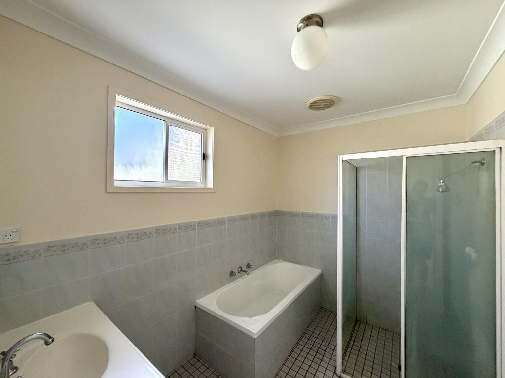 8 Gunbar Rd, Taree, NSW 2430