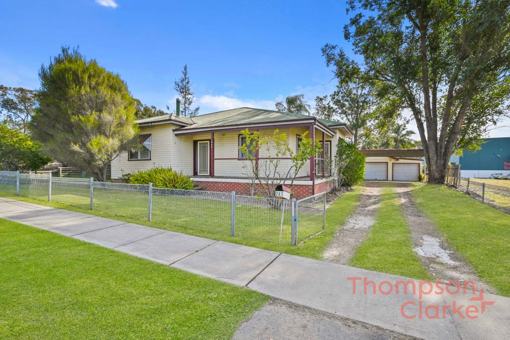261 Vincent St, Cessnock, NSW 2325