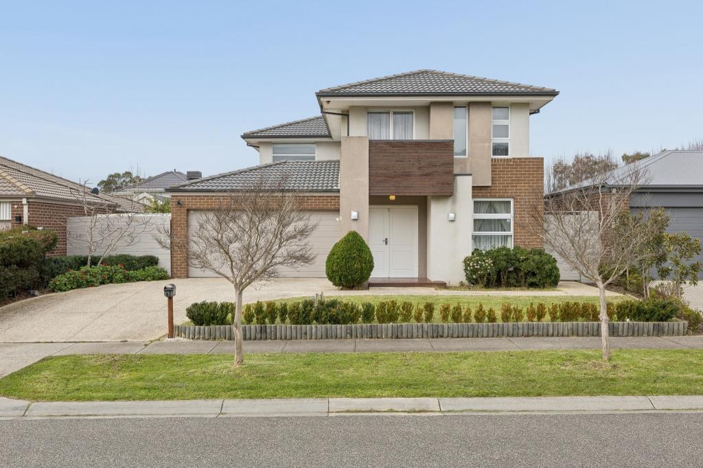 42 Crepe Ave, Cranbourne West, VIC 3977