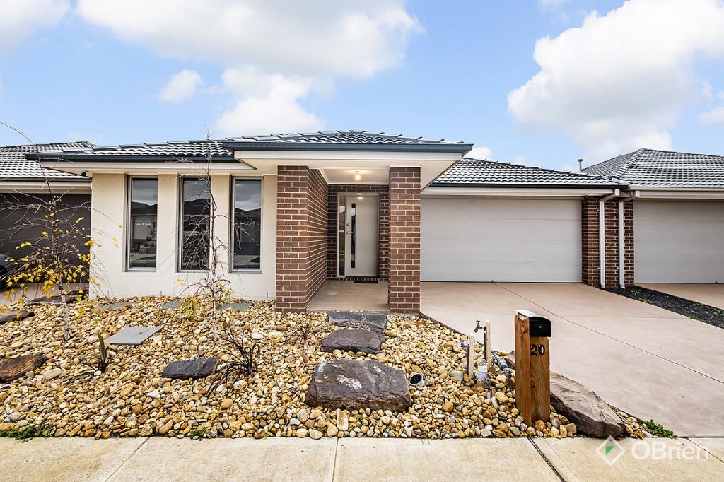 20 Trainers Way, Clyde North, VIC 3978