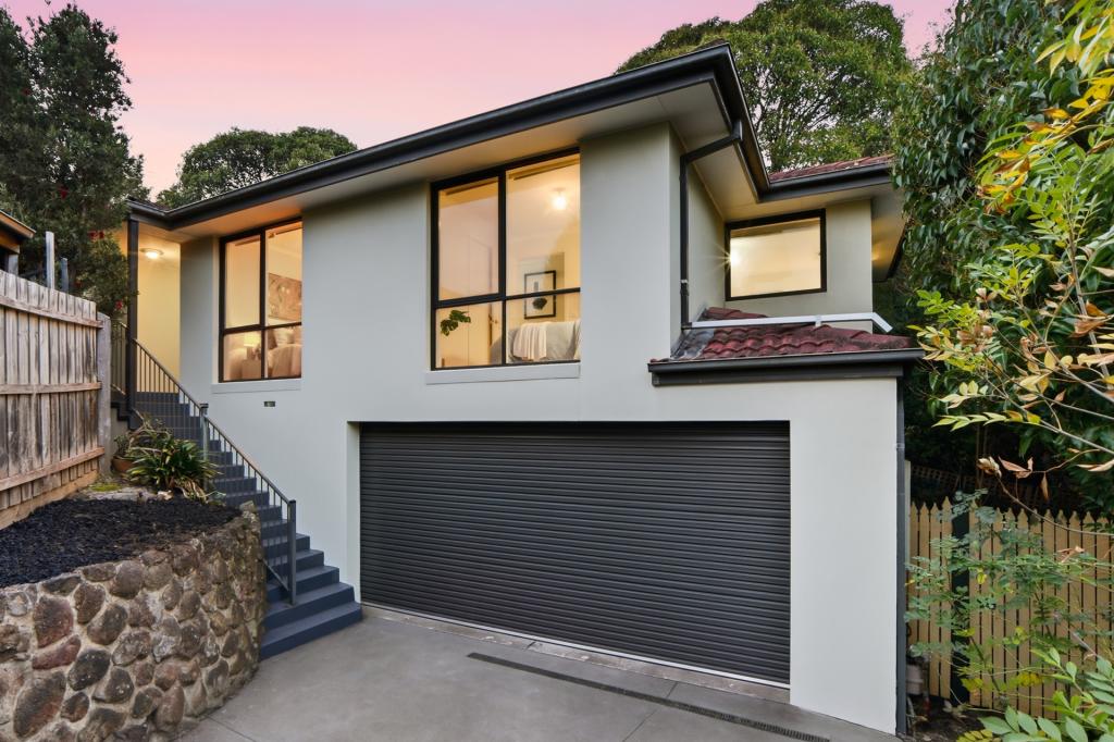 2/34 OUTLOOK DR, DONCASTER, VIC 3108