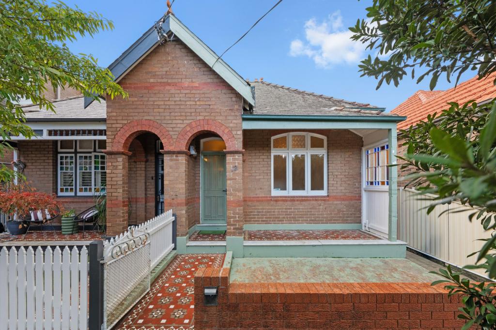 12 Charlecot St, Dulwich Hill, NSW 2203