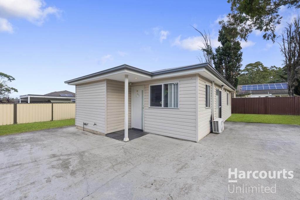 4-4a Lindsay Pl, Doonside, NSW 2767